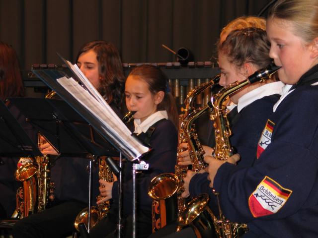 Saxophone der Jugendgruppe im Einsatz